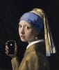 Beroemde schilderijen met smartphones en tablets