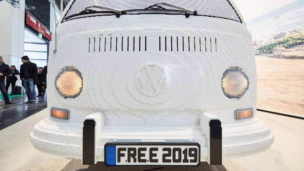 Volkswagen camper van LEGO