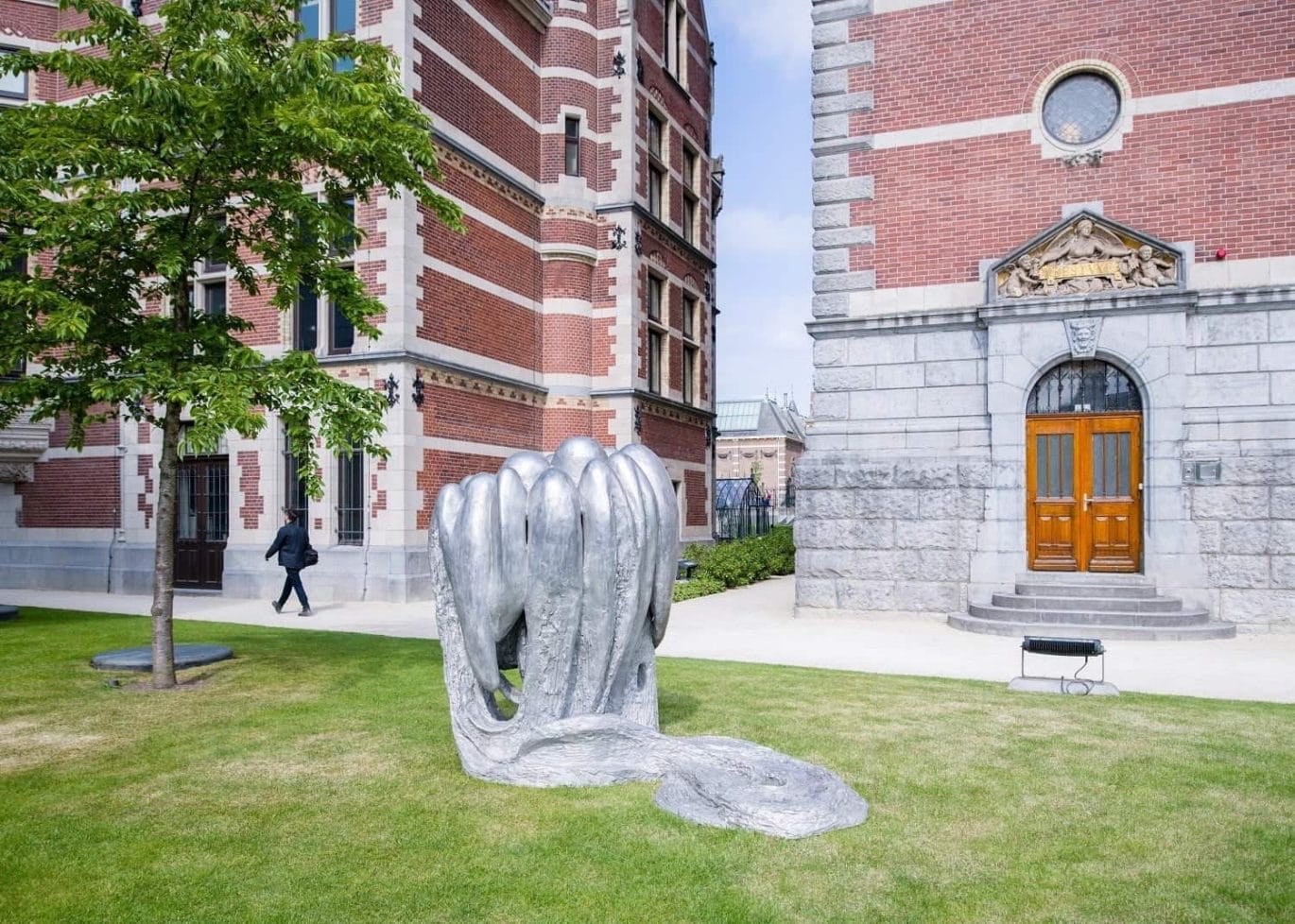 Louise Bourgeois 'In and out #2' 1995-1996, Easton Foundation. Foto: Antoine van Kaam © The Easton Foundation/Pictoright, Amsterdam
