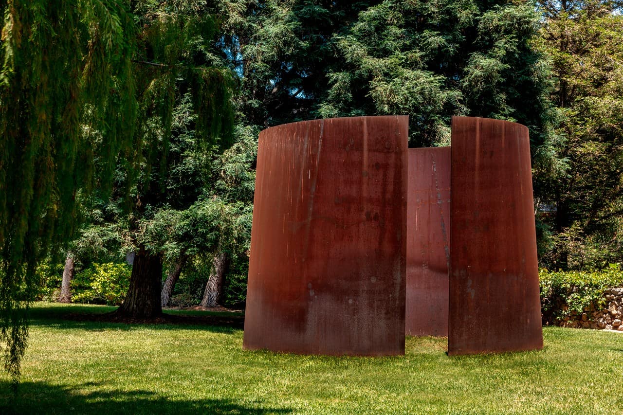 Richard Serra (1938) Torqued Ellipse III