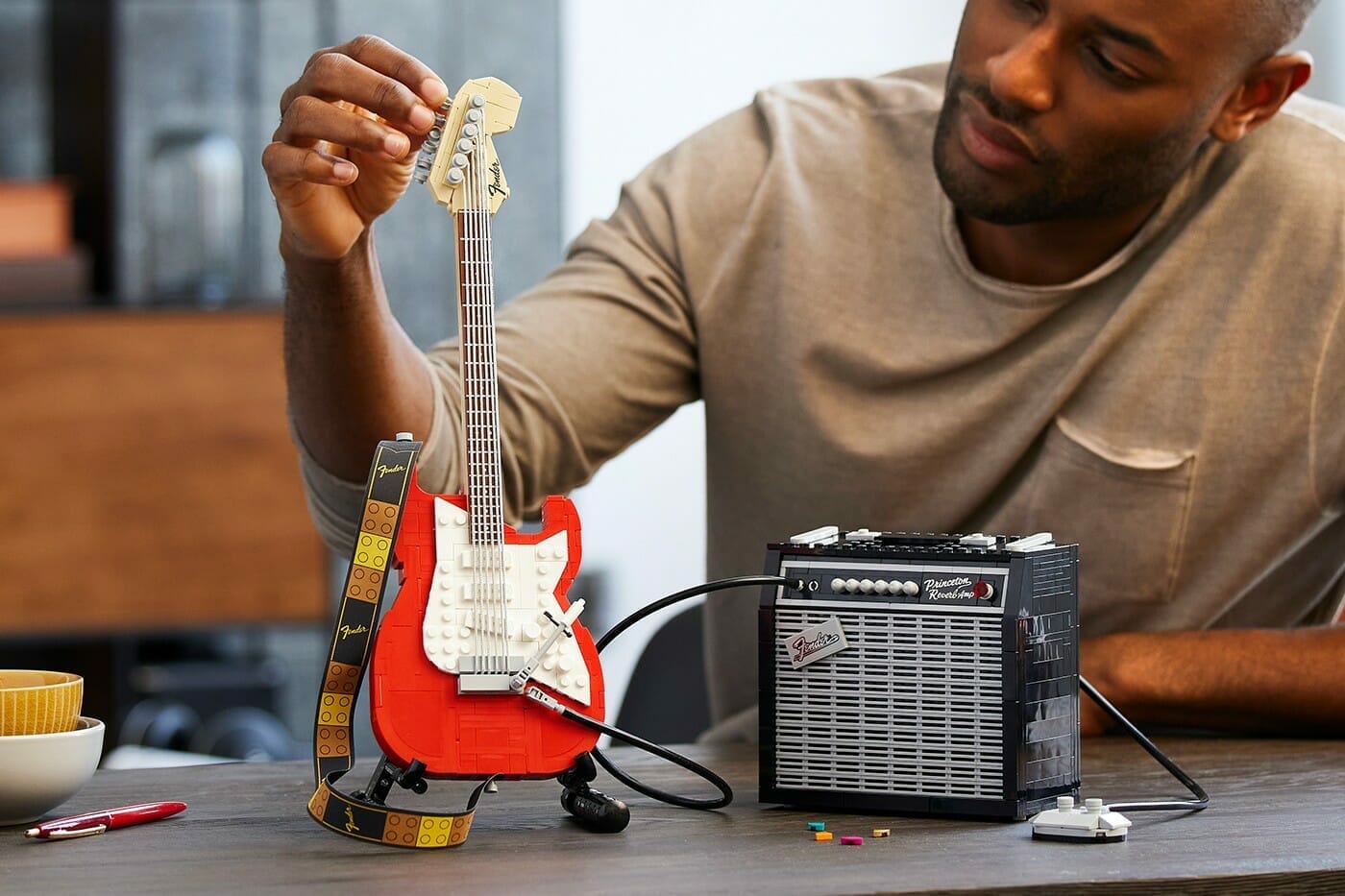 Bouw een Fender Stratocaster van LEGO