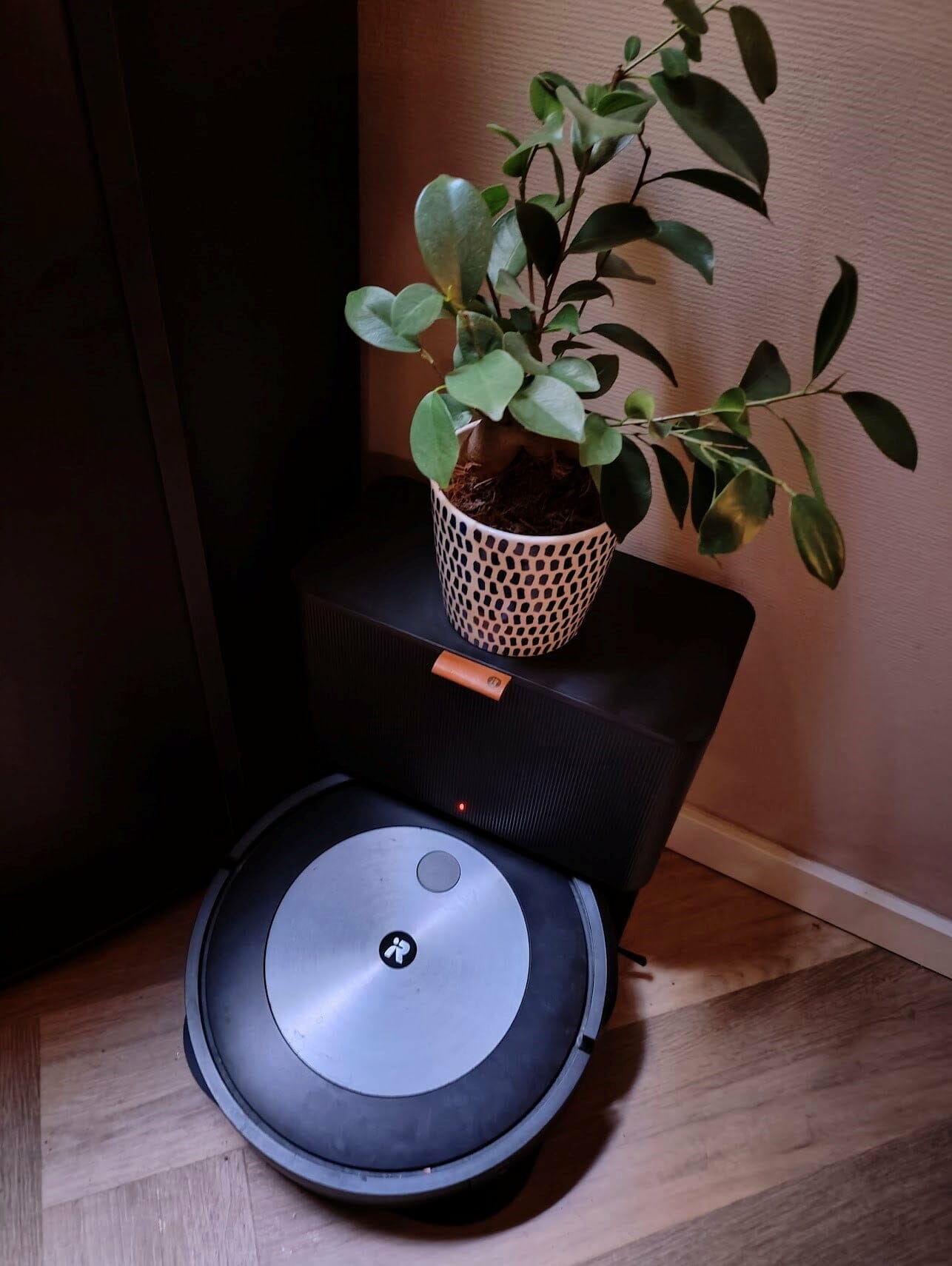 Review: iRobot Roomba 7J+