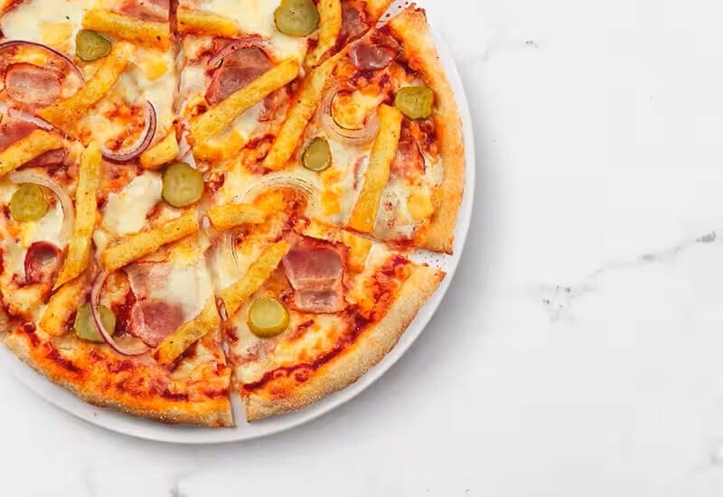 friet + pizza = frietzza