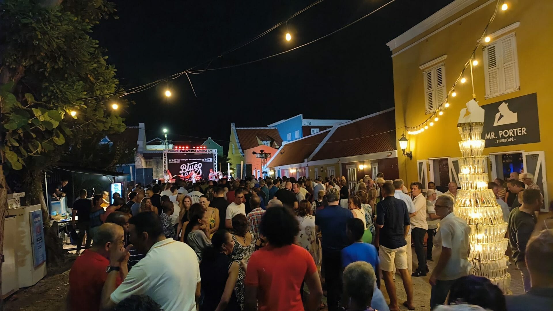 Volop Genieten Tijdens Het Curaçao BlueSeas Festival - Mixed Grill