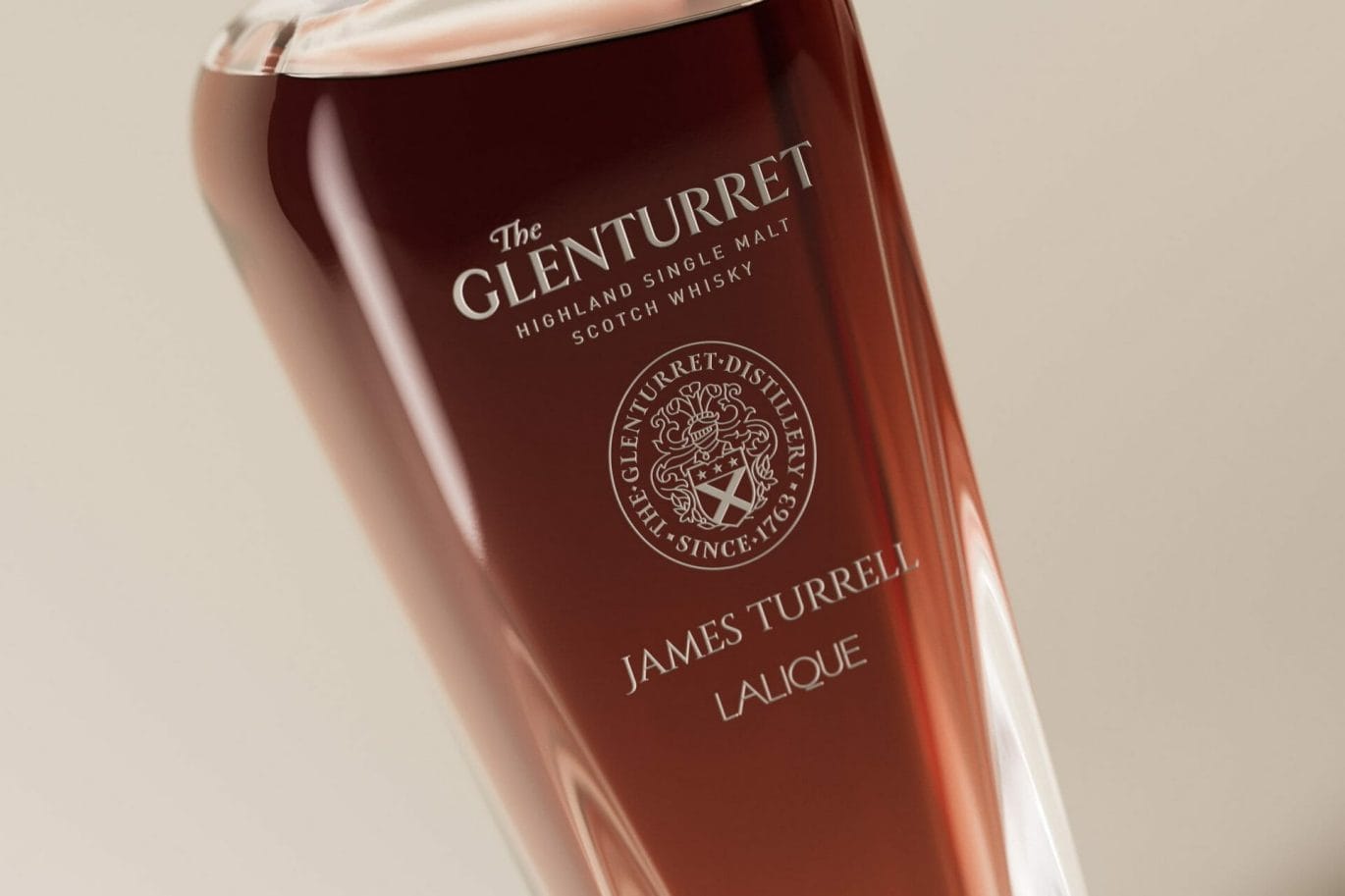 James Turrell ontwerpt karaf voor Glenturret en Lalique