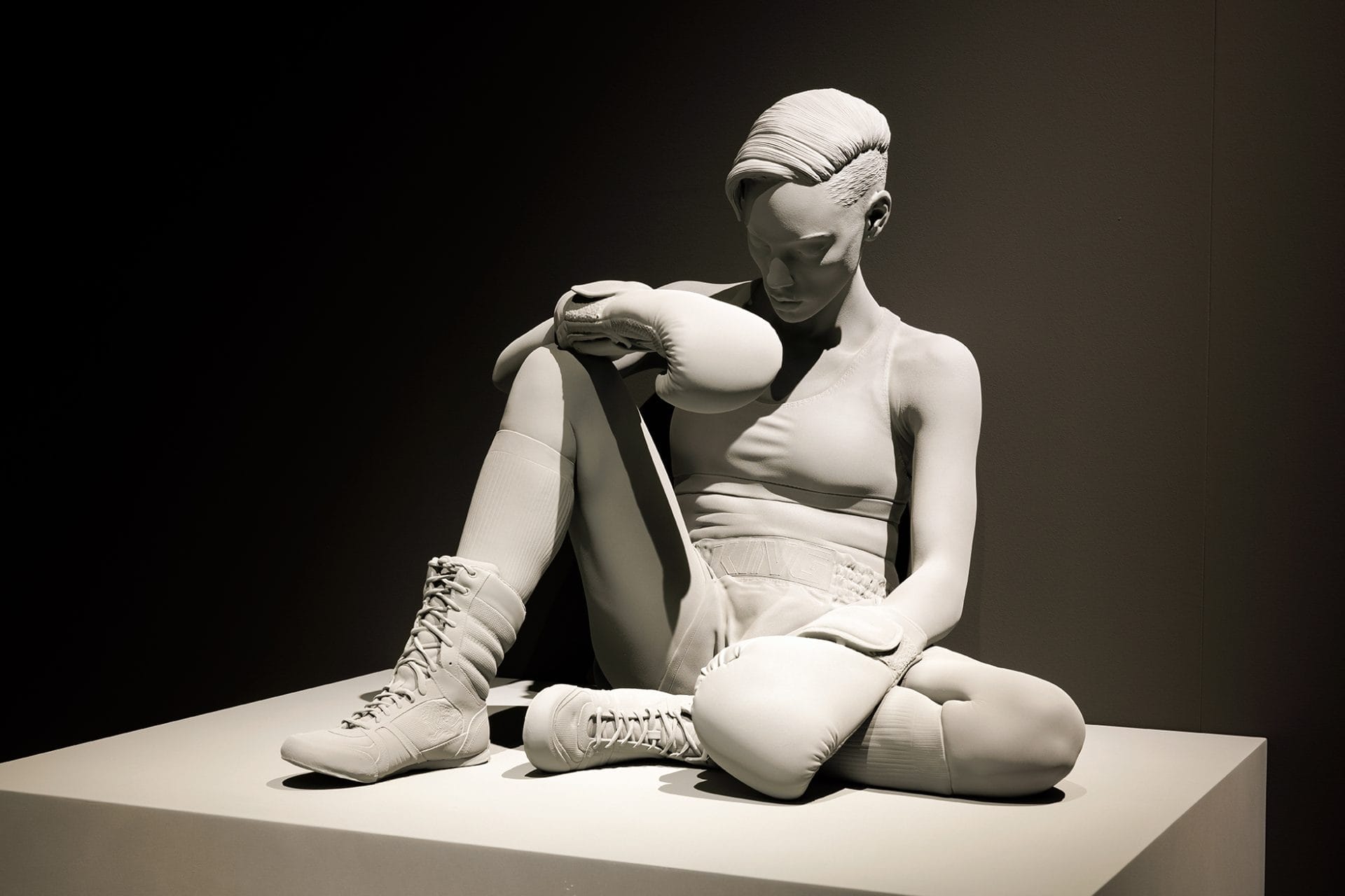 'Hélène', sculptuur, 2023, Hans Op de Beeck Foto: Aad Hoogendoorn