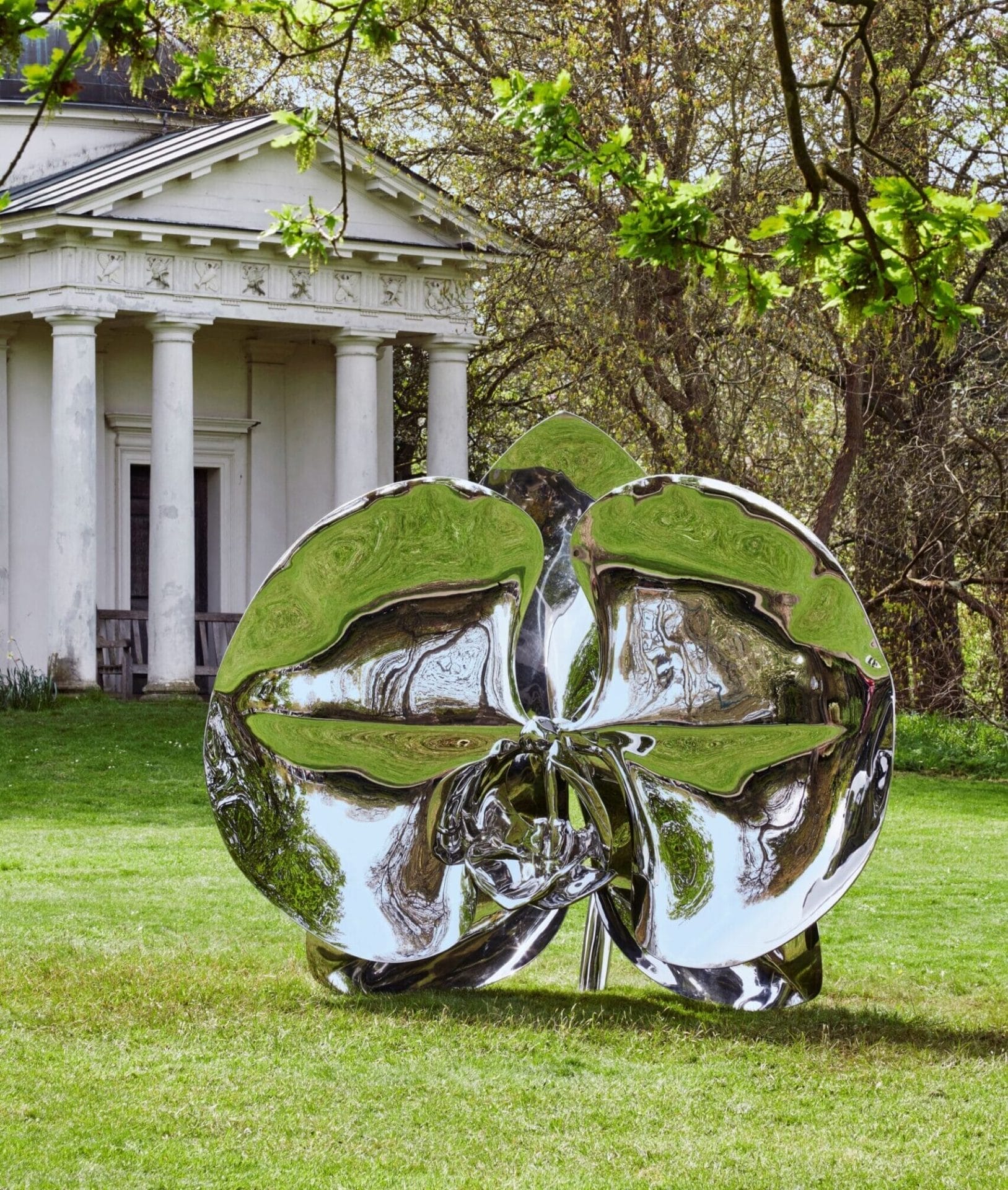 Marc Quinn in Royal Botanic Gardens, Kew