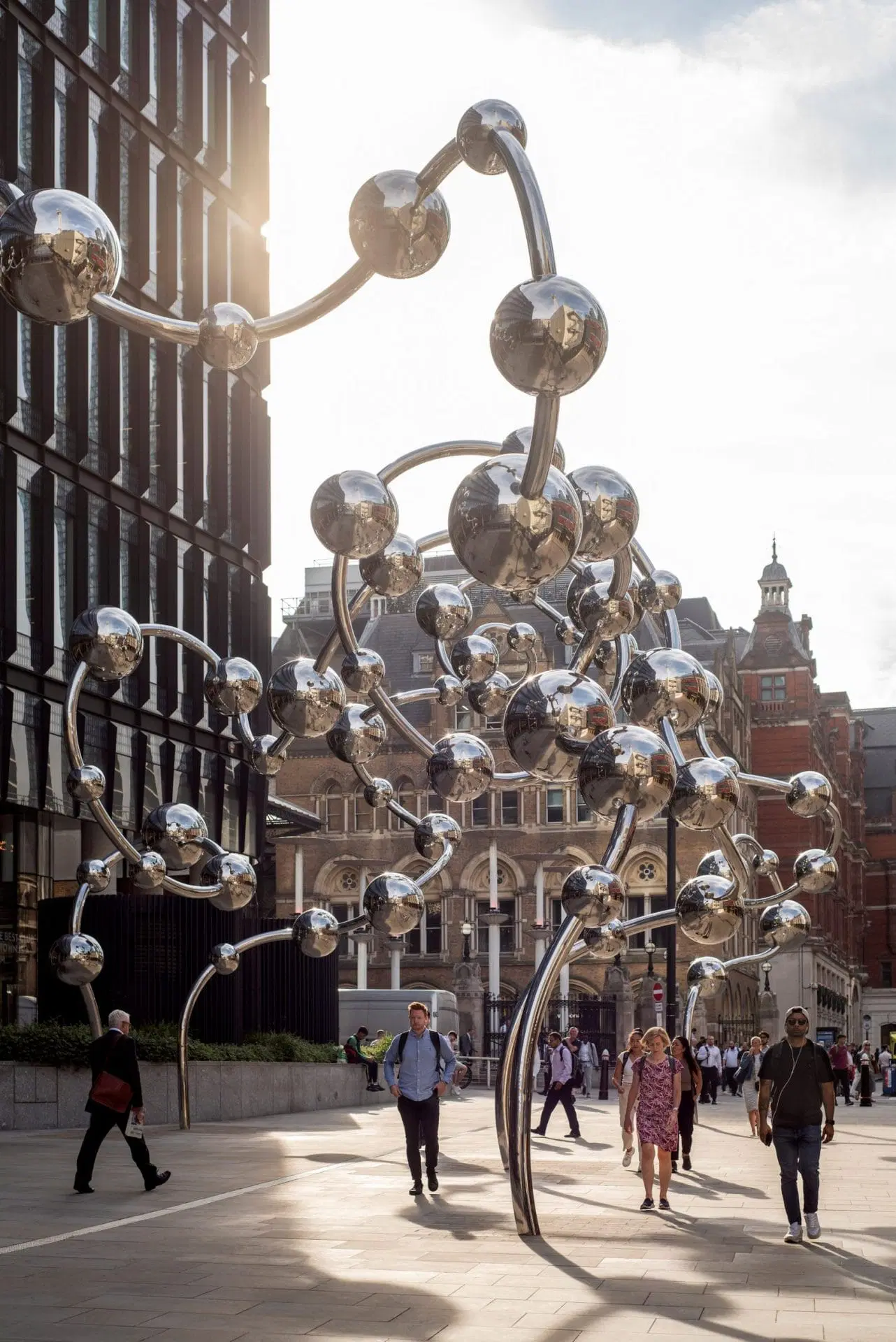 Yayoi Kusama - Infinite Accumulation