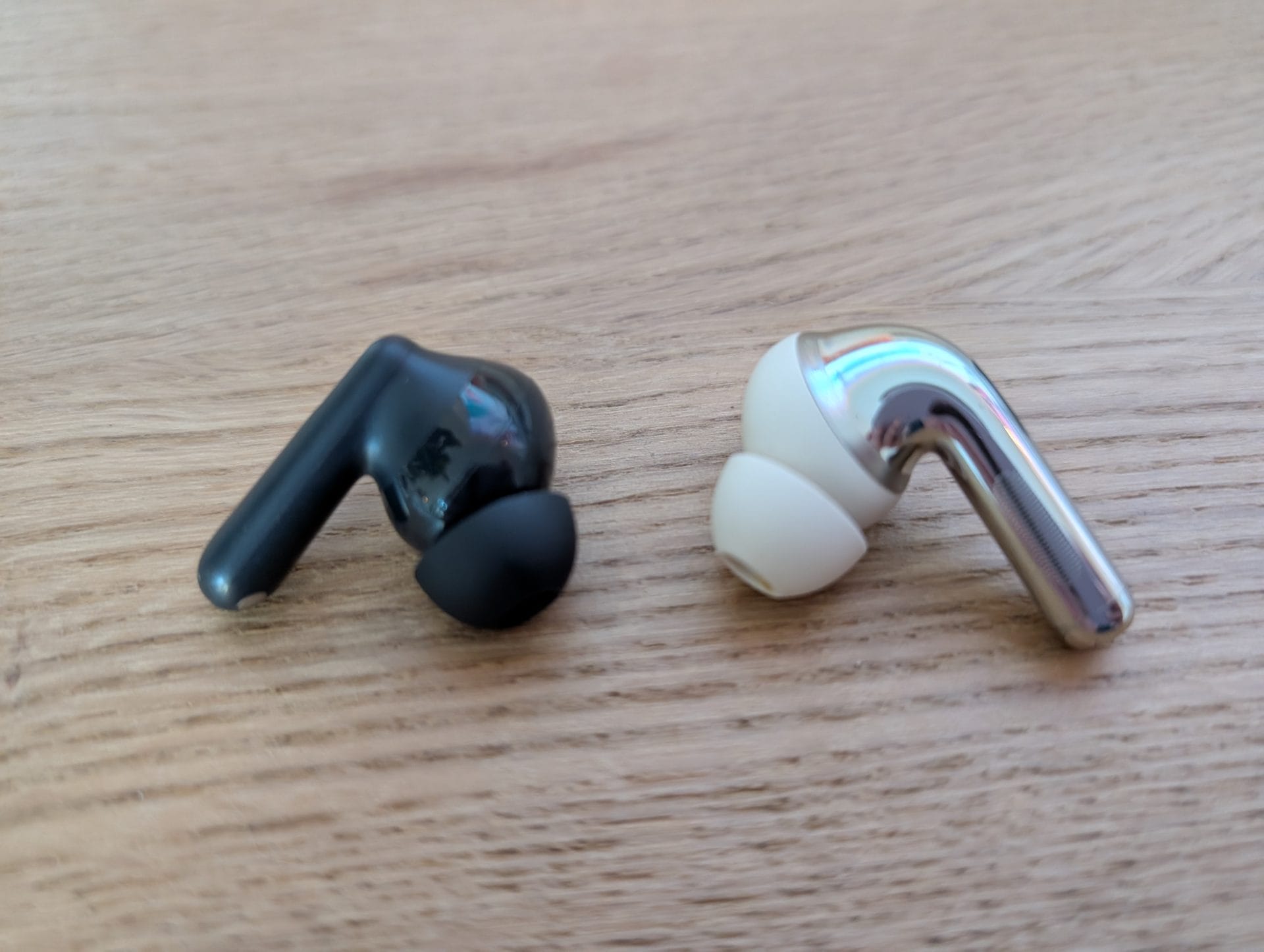 Mijn ervaring met twee paar pro ear buds van OnePlus