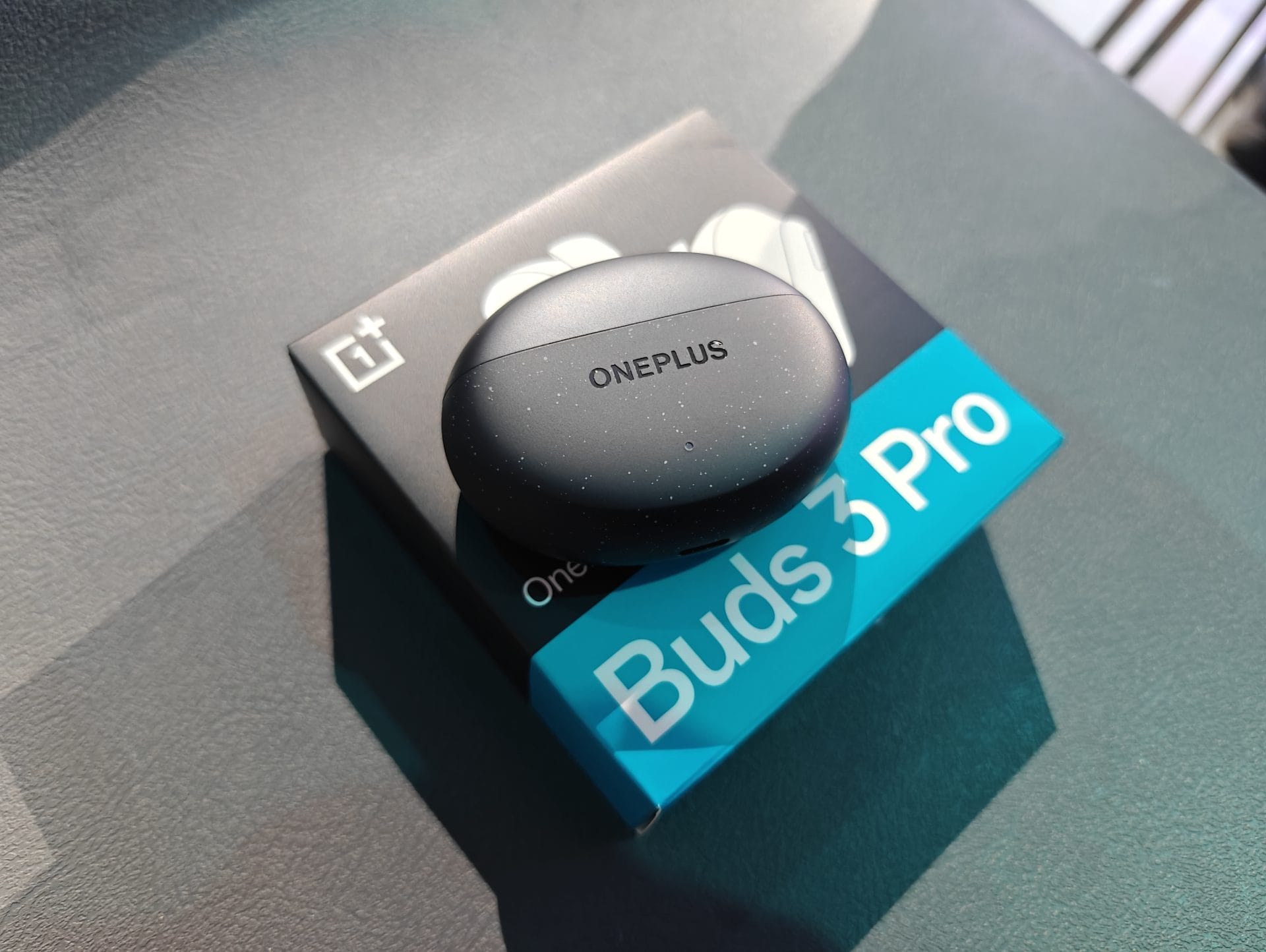 Mijn ervaring met twee paar pro ear buds van OnePlus