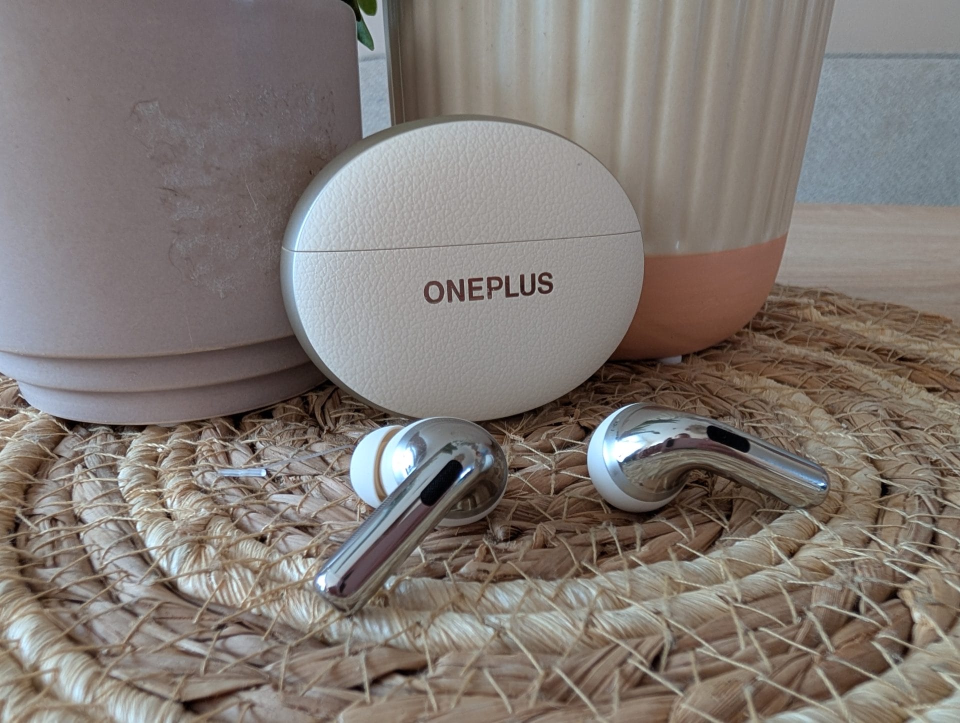 Mijn ervaring met twee paar pro ear buds van OnePlus