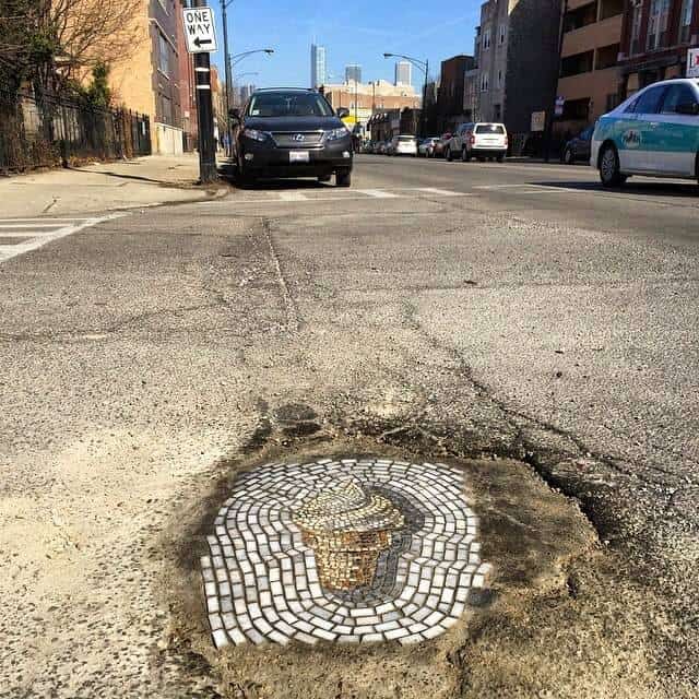 ijsje in pothole
