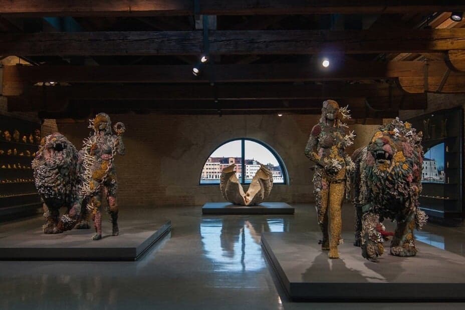 nieuw werk van Damien Hirst in Venetië