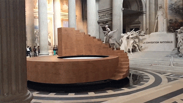 dansvoorstelling in het Panthéon
