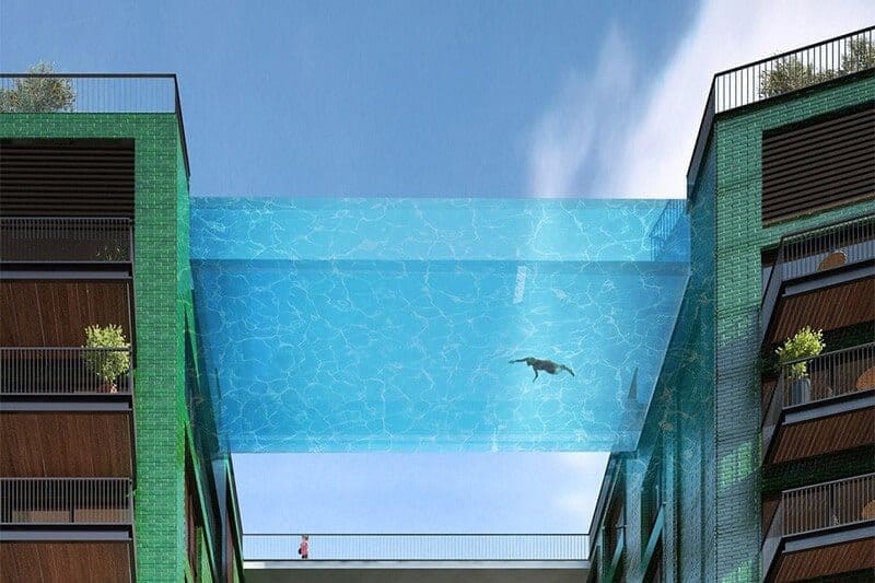 glazen zwembad in Londen